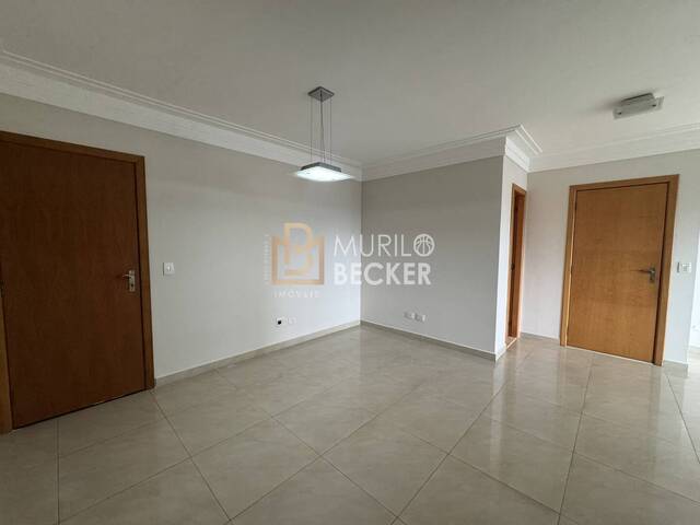 Apartamento para Venda em São José dos Campos - 2