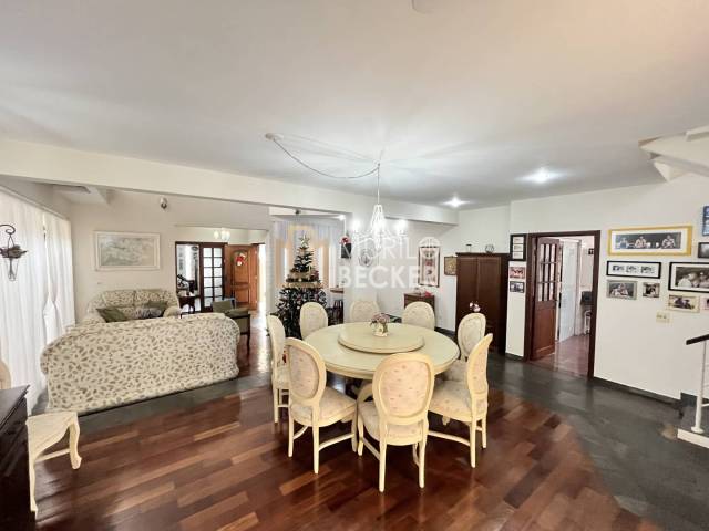 Casa para Venda em São José dos Campos - 3