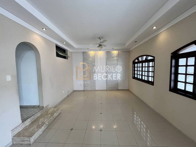 Casa para Venda em São José dos Campos - 3