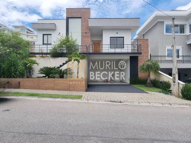 Venda em Condomínio Residencial Jaguary - São José dos Campos