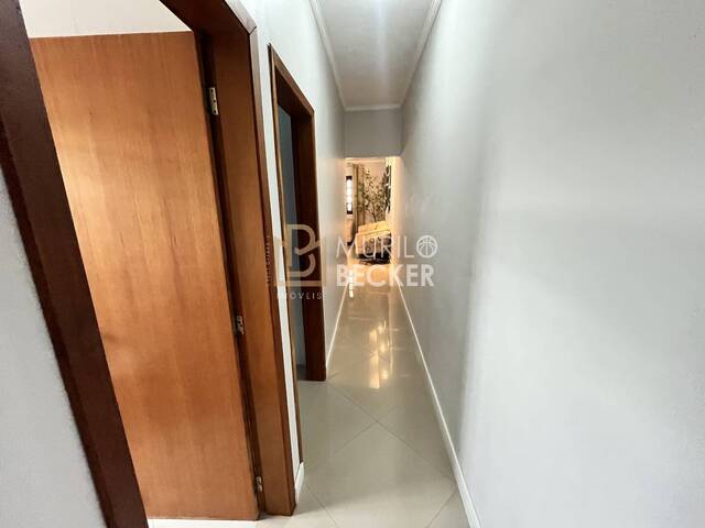 Casa para Venda em São José dos Campos - 5