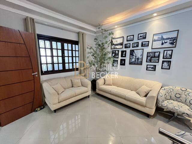 Casa para Venda em São José dos Campos - 3