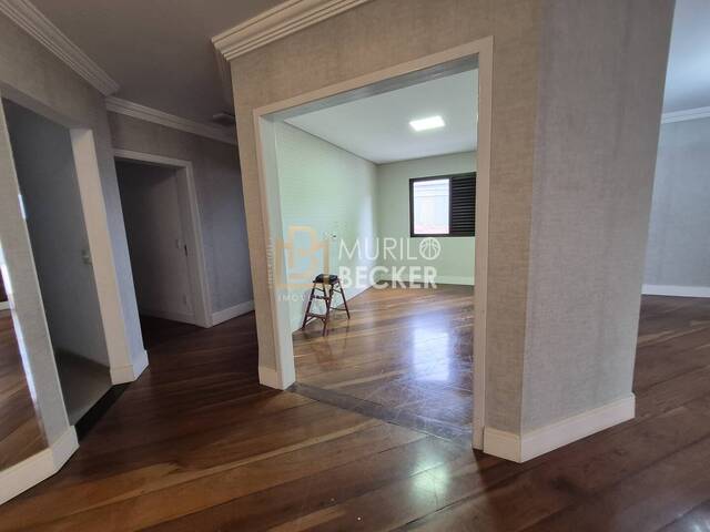 Apartamento para Venda em São José dos Campos - 4