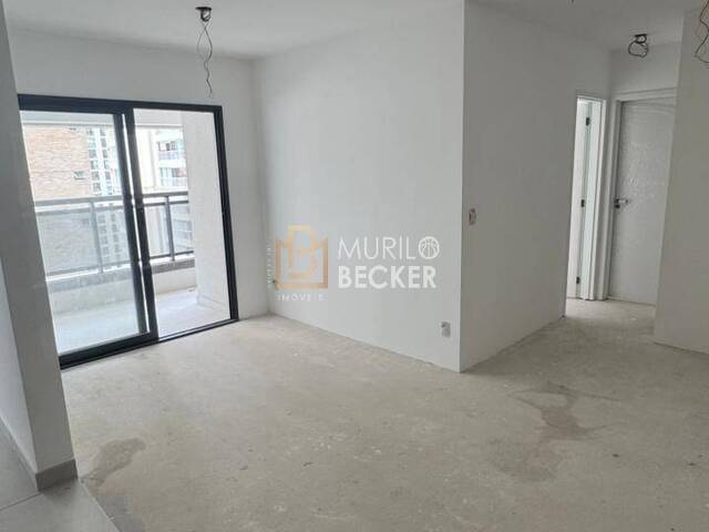 Apartamento para Venda em São José dos Campos - 2