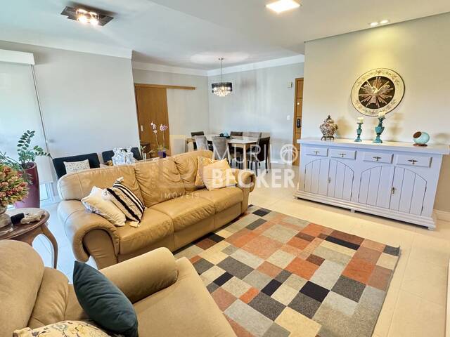 Apartamento para Venda em São José dos Campos - 2