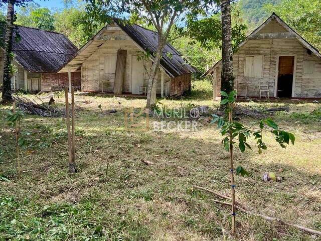 Área para Venda em Caraguatatuba - 3