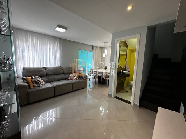 Casa em condomínio para Venda em Jacareí - 2