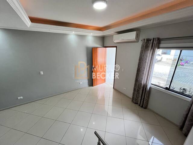 Casa em condomínio para Venda em Jacareí - 3