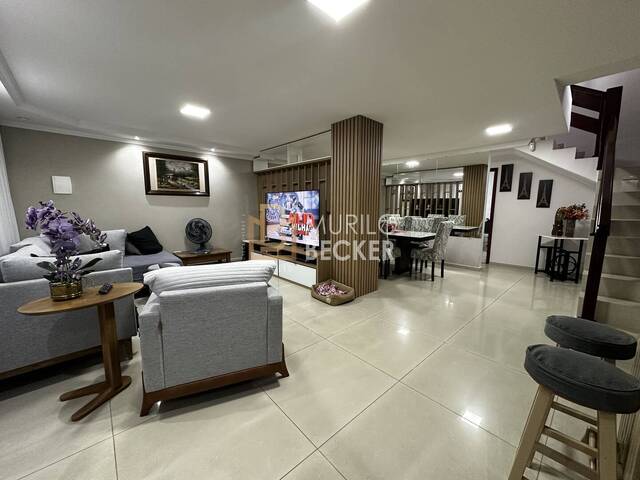 Casa para Venda em São José dos Campos - 3