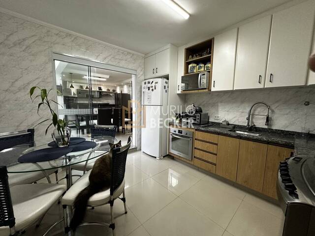 Casa para Venda em São José dos Campos - 2