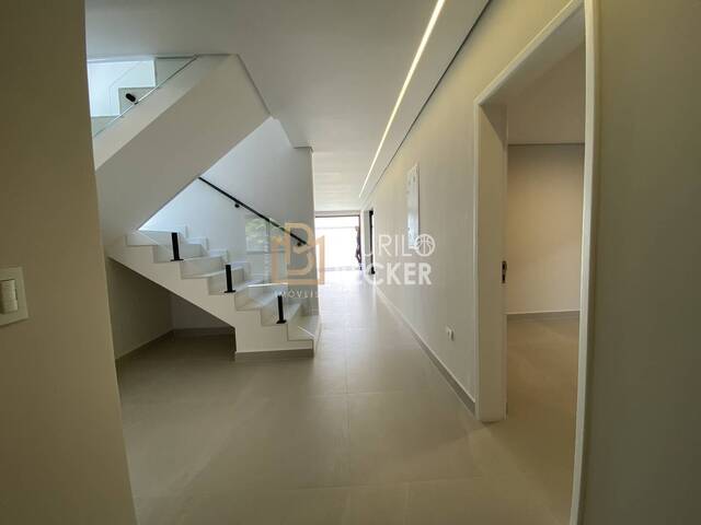 Casa em condomínio para Venda em São José dos Campos - 2