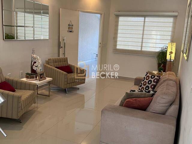 Casa para Venda em São José dos Campos - 3