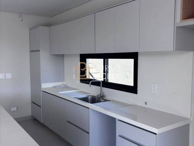 Casa em condomínio para Venda em São José dos Campos - 4