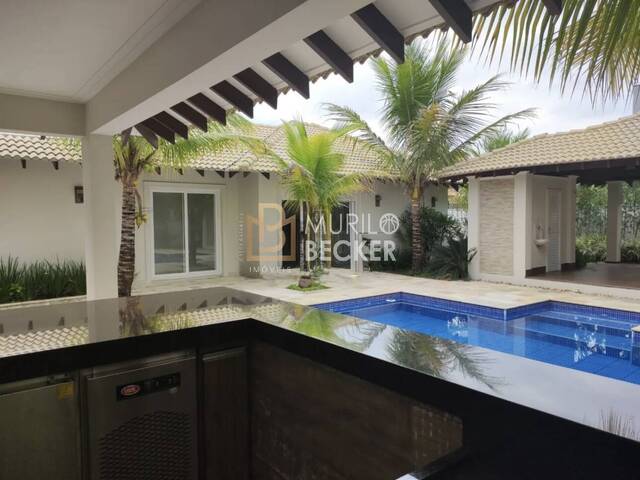 Locação em Condomínio Chácara Serimbura - São José dos Campos