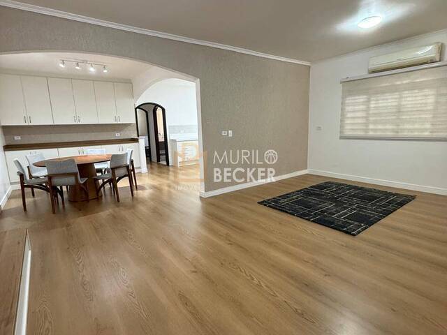 Casa para Venda em São José dos Campos - 4