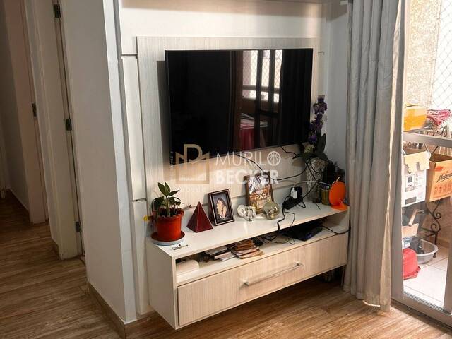 Apartamento para Venda em São José dos Campos - 2