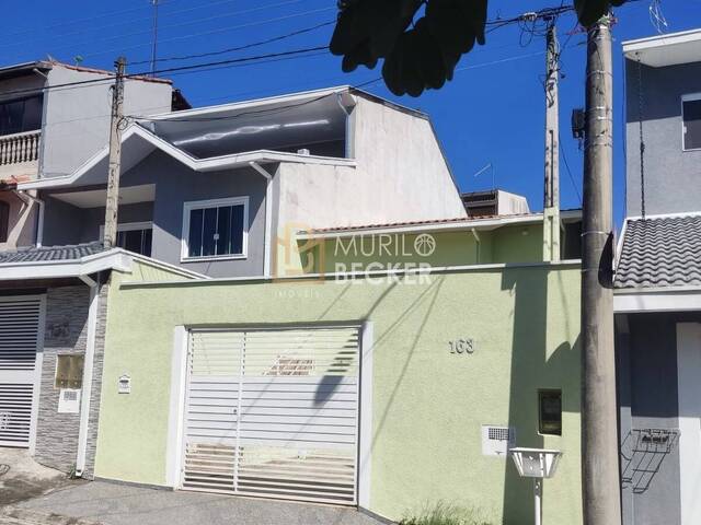 Casa para Venda em Jacareí - 3