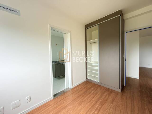 Venda em Loteamento Villa Branca - Jacareí