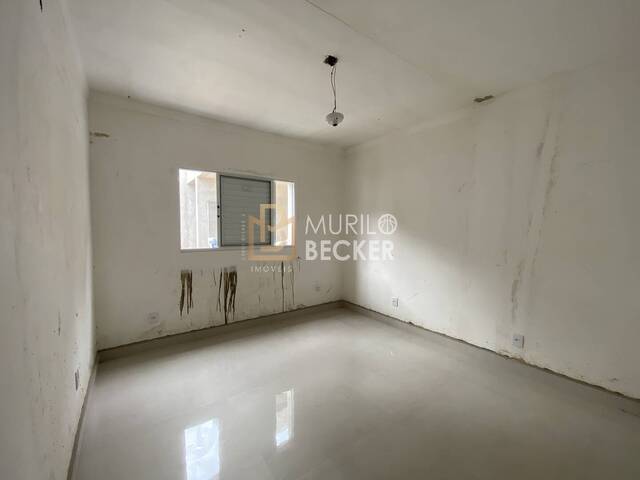 Casa para Venda em São José dos Campos - 4