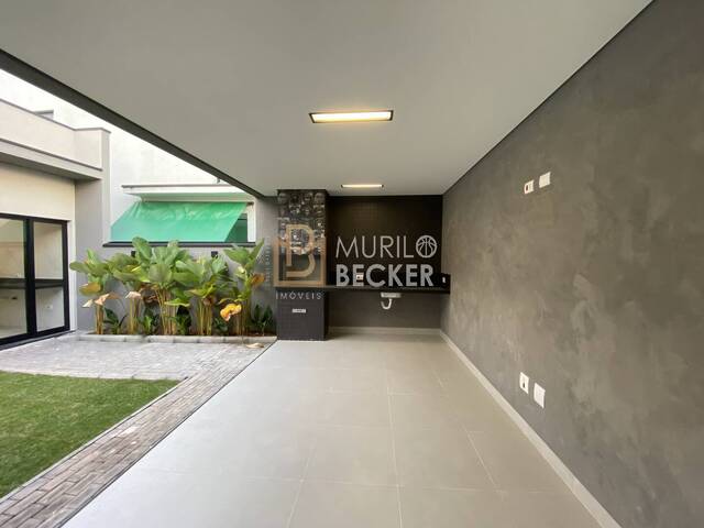 Venda em Jardim Jacinto - Jacareí