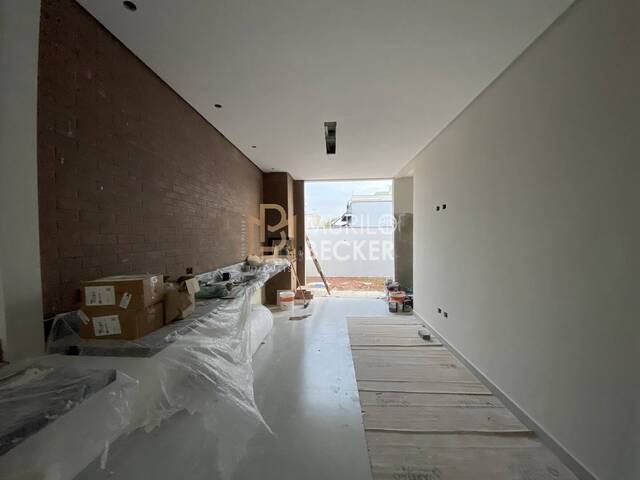 Venda em Jardim Jacinto - Jacareí