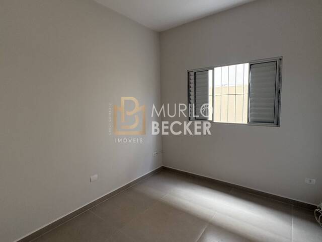 Casa para Venda em São José dos Campos - 4