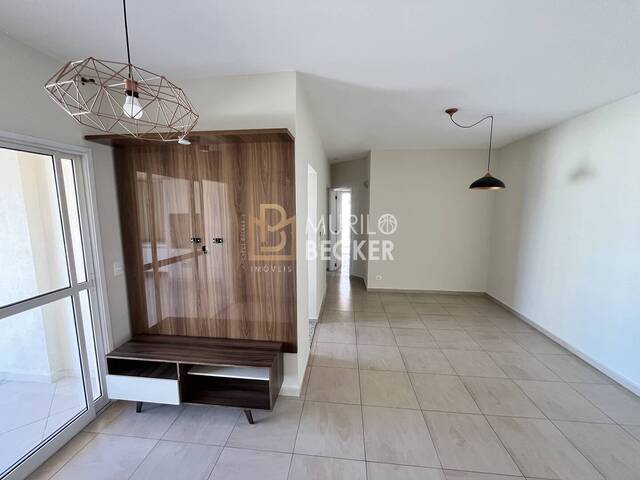 Apartamento para Venda em São José dos Campos - 3