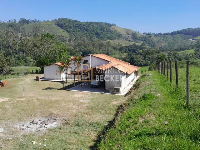 Venda em Centro - Santa Branca
