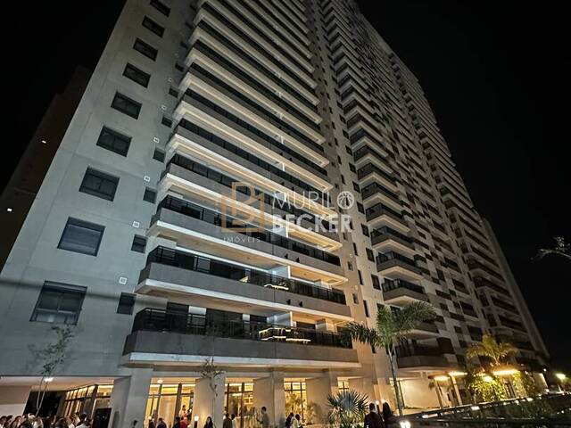 Apartamento para Venda em São José dos Campos - 2