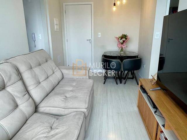 Apartamento para Venda em São José dos Campos - 2
