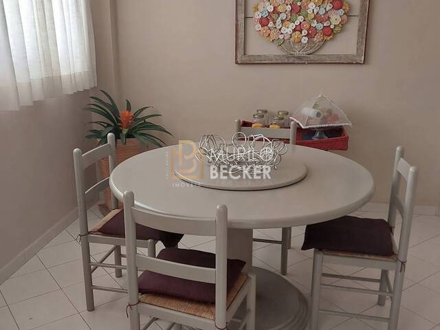 Apartamento para Venda em São José dos Campos - 3