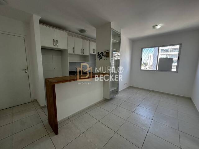 Locação em Loteamento Villa Branca - Jacareí