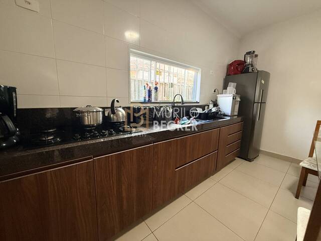 Casa para Venda em São José dos Campos - 3
