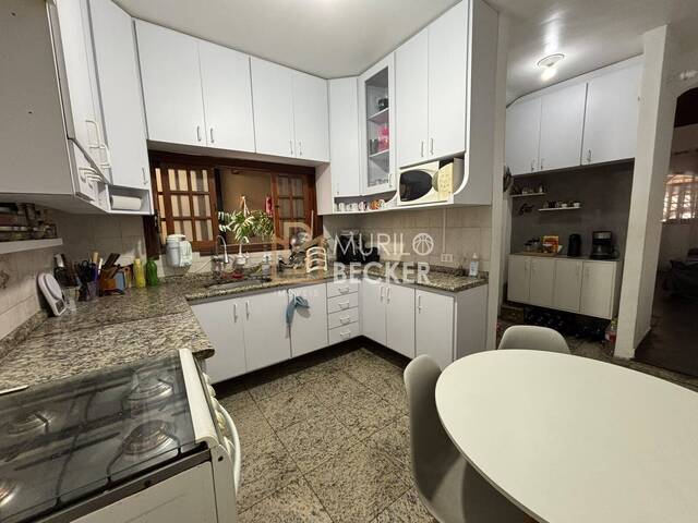 Casa para Venda em São José dos Campos - 4