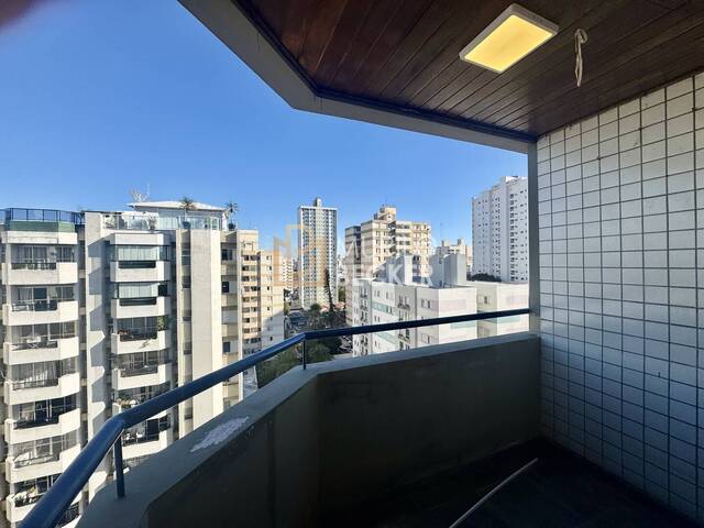 Apartamento para Venda em São José dos Campos - 2