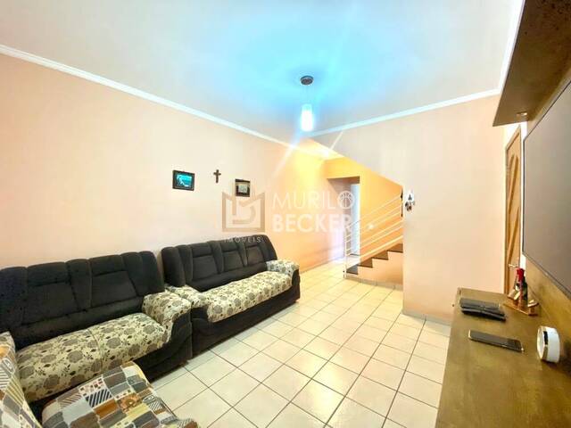Casa para Venda em São José dos Campos - 2
