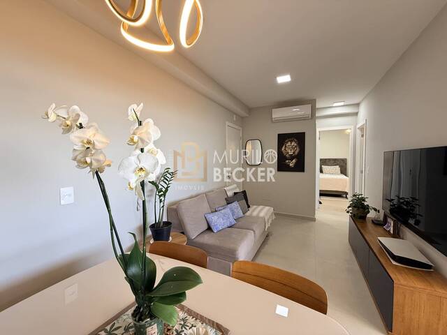 Apartamento para Venda em São José dos Campos - 2