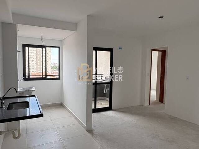 Apartamento para Venda em São José dos Campos - 2