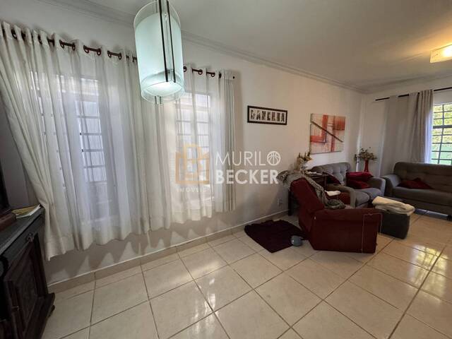 Casa para Venda em São José dos Campos - 2