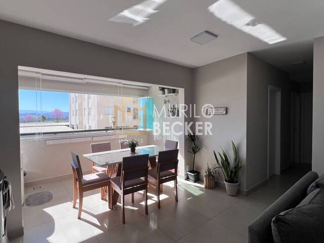 Apartamento para Venda em São José dos Campos - 2