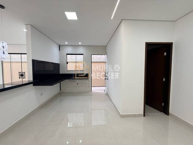 Casa para Venda em São José dos Campos - 2
