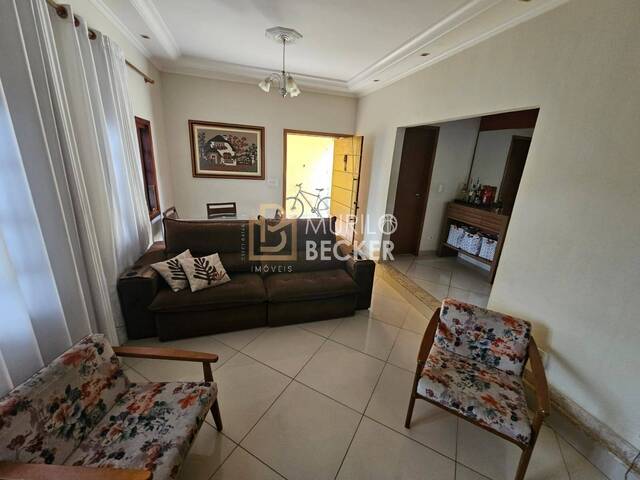 Casa para Venda em São José dos Campos - 2