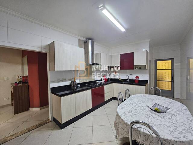 Casa para Venda em São José dos Campos - 5