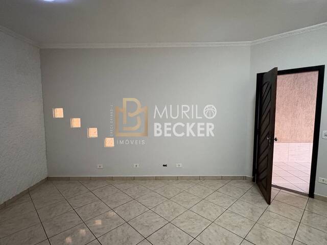 Casa para Venda em São José dos Campos - 3