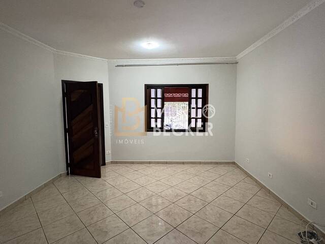 Casa para Venda em São José dos Campos - 2