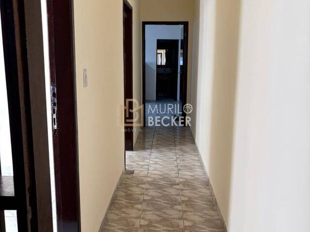 Casa para Venda em São José dos Campos - 5