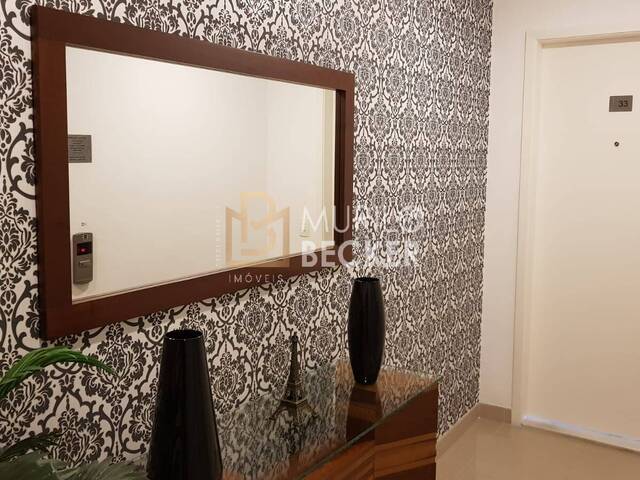 Apartamento para Venda em São José dos Campos - 2