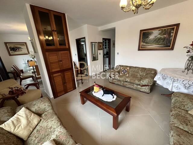 Casa para Venda em São José dos Campos - 3