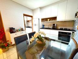 Casa para Venda em Jacareí - 2